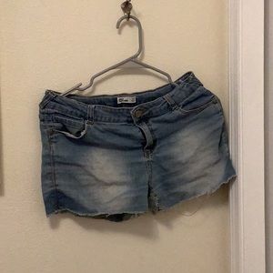 Light wash denim shorts